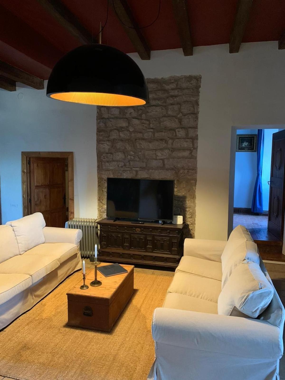 Masia Cal Millas - Turisme Rural Castellfullit de Riubregos Eksteriør bilde